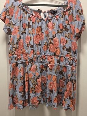 torrid Light Blue Floral Top with Coral and Brown Accents Size 2XL